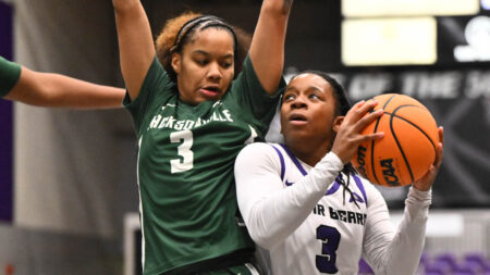 UCA's Radrea Wright drives inside against Jacksonville State